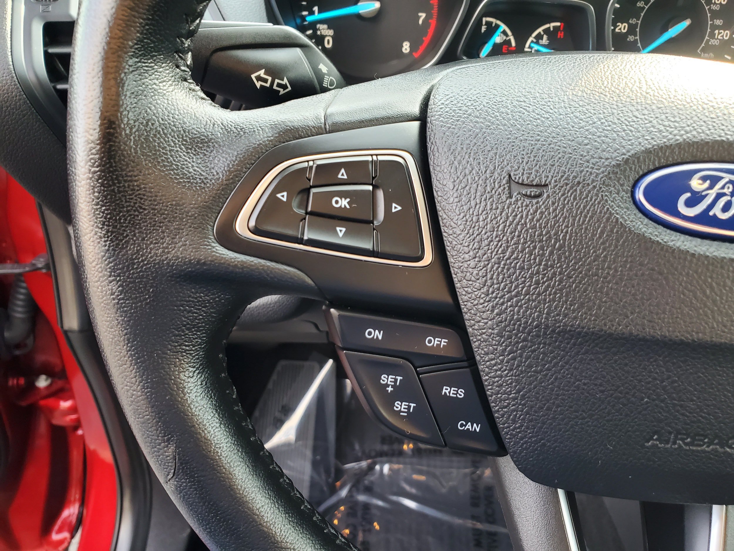 Used 2019 Ford Escape SEL AWD/4WD image 16