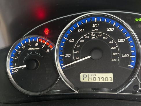 Used 2010 Subaru Forester 2.5X Limited image 8