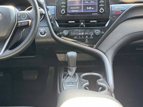Used 2023 Toyota Camry LE w/ Convenience Package FWD image 15