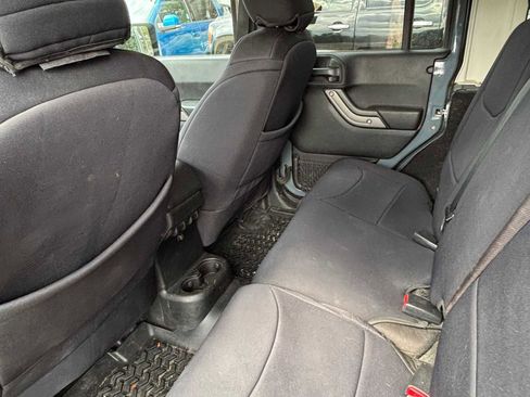 Used 2015 Jeep Wrangler Unlimited Sport w/ Quick Order Package 24S image 27