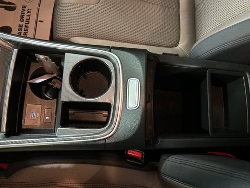 Used 2023 Hyundai Santa Fe SEL image 19