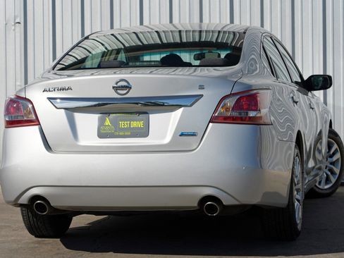 Used 2013 Nissan Altima 2.5 S image 4