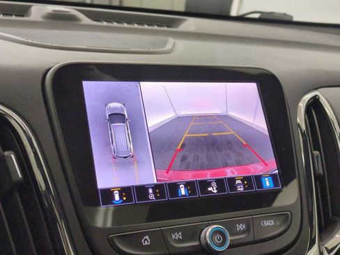 Used 2024 Chevrolet Equinox RS w/ RS Leather Package image 28