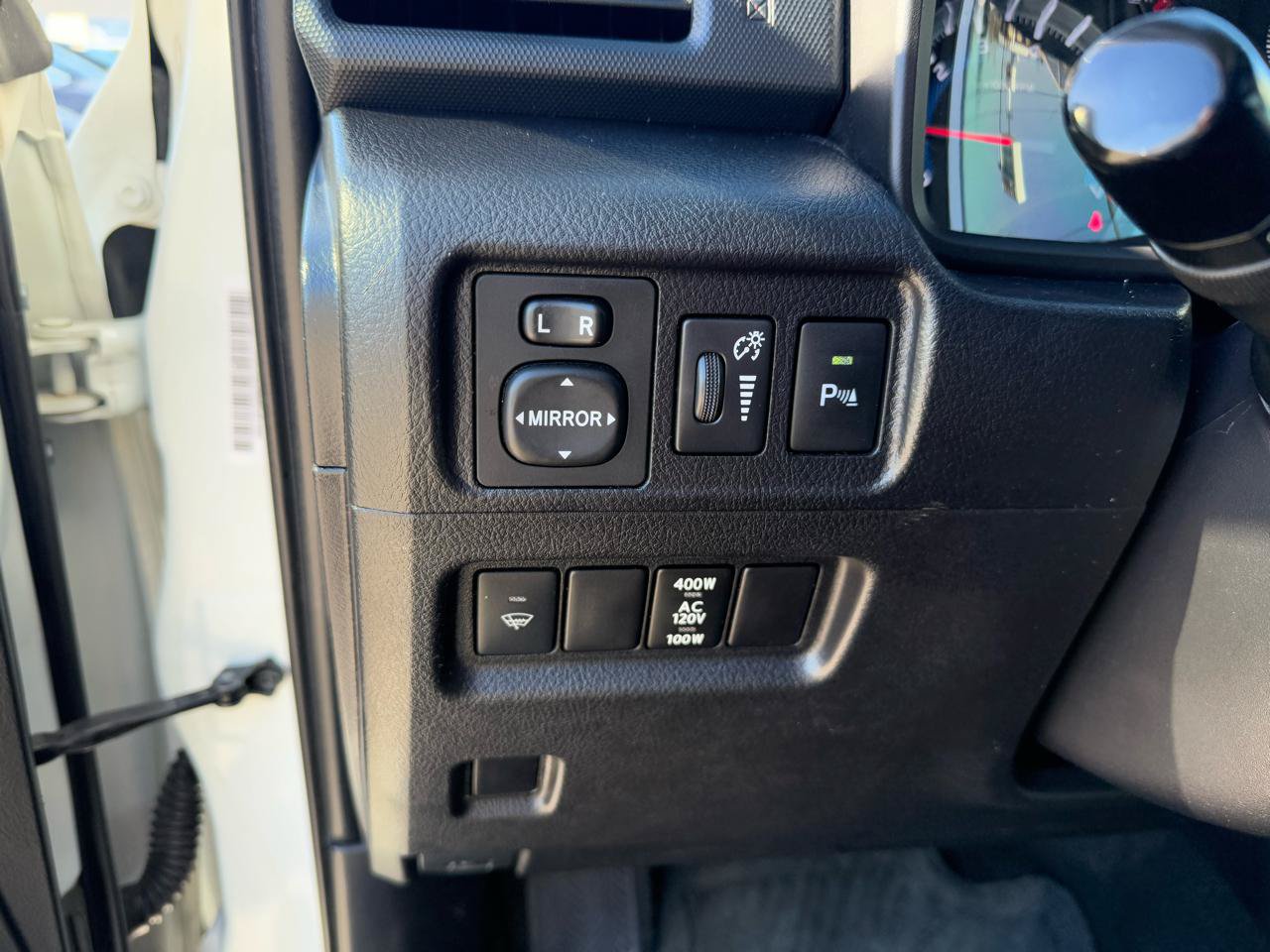 Used 2016 Toyota 4Runner Limited AWD/4WD image 25