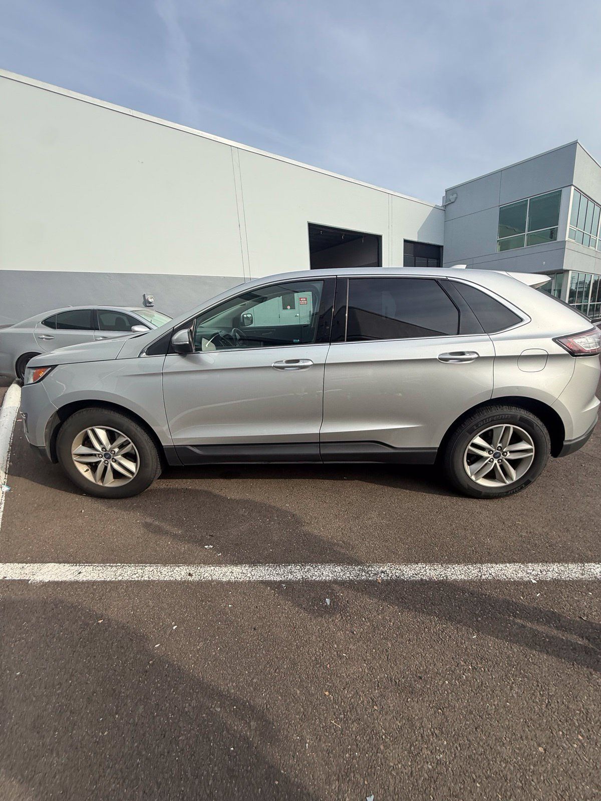 Used 2017 Ford Edge SEL w/ Equipment Group 201A AWD/4WD image 4