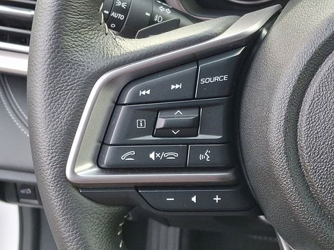 Certified 2025 Subaru Outback Limited XT image 22