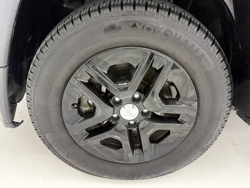 Used 2020 Jeep Compass Sport image 7