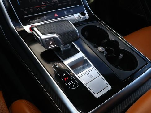 Used 2024 Audi RS Q8 w/ Black Optic Package image 27