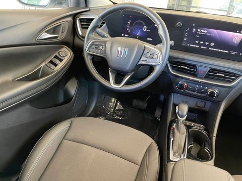 Used 2025 Buick Encore GX Preferred image 33