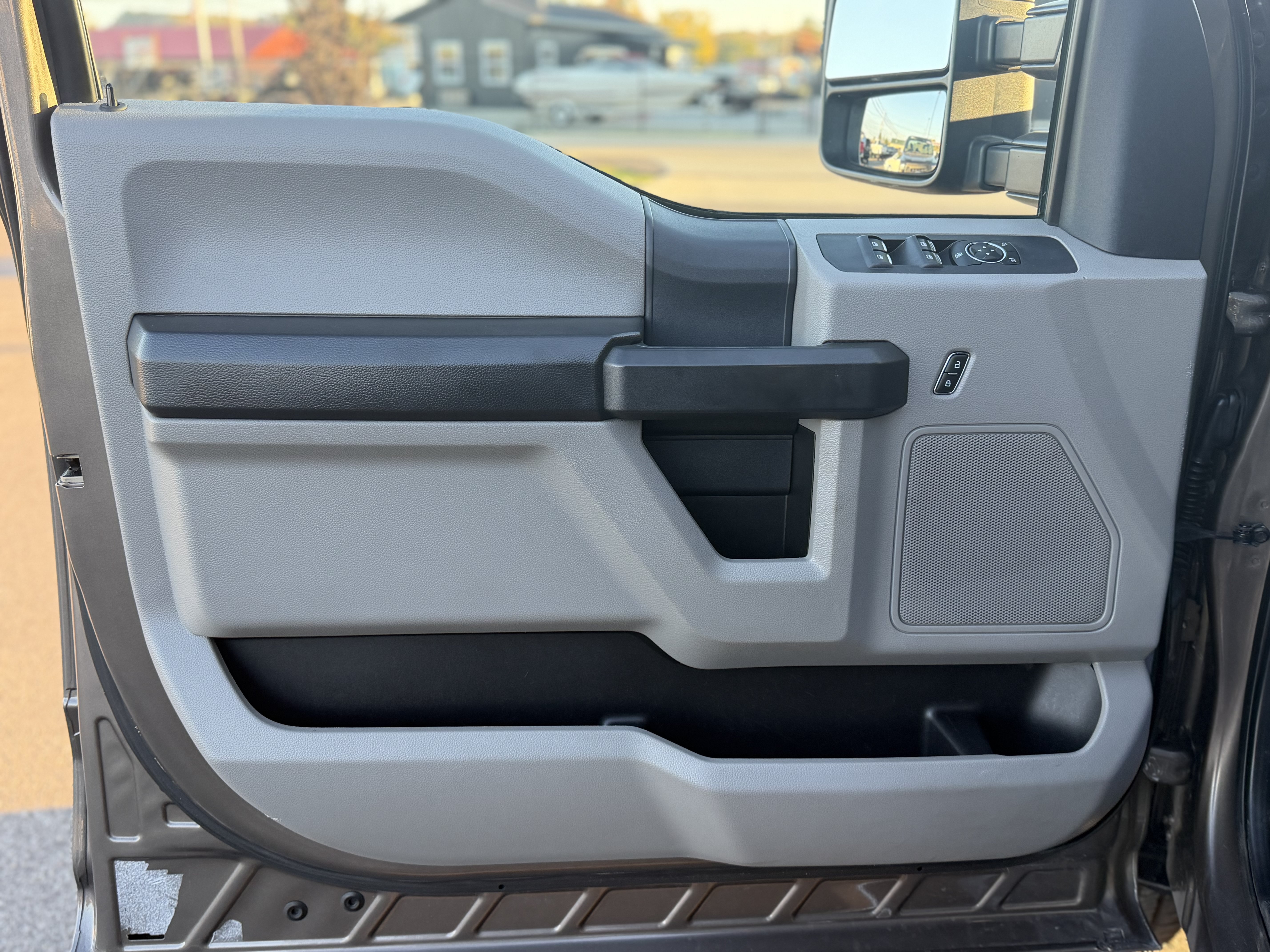 Used 2022 Ford F350 XL w/ STX Appearance Package AWD/4WD image 8