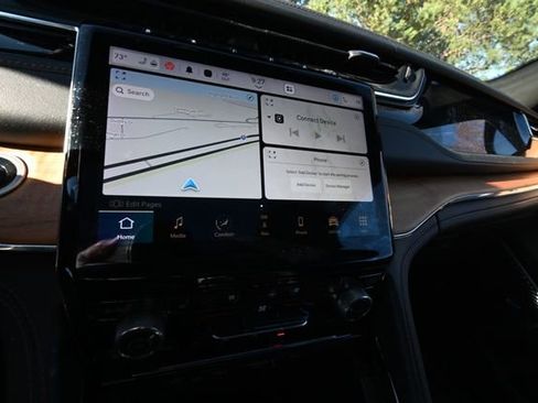 Used 2024 Jeep Grand Cherokee L Summit image 9