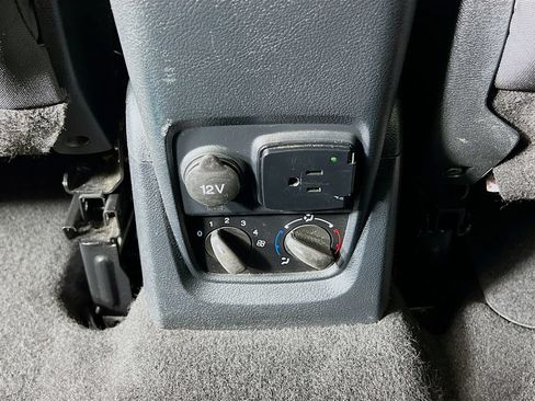 Certified 2021 Ford Transit Connect XLT FWD image 28