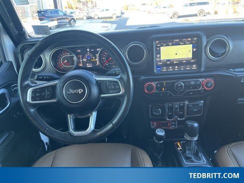 Used 2022 Jeep Wrangler Unlimited Rubicon w/ Cold Weather Group image 15