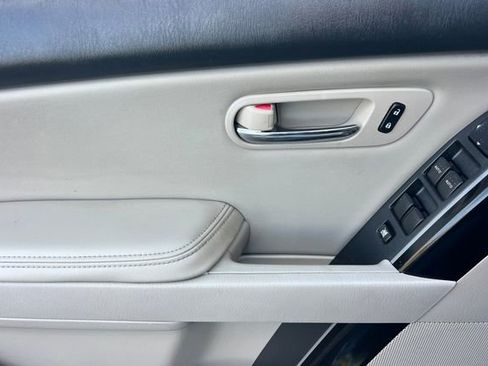 Used 2012 MAZDA CX-9 Touring w/ Moonroof & Bose Audio Pkg image 11