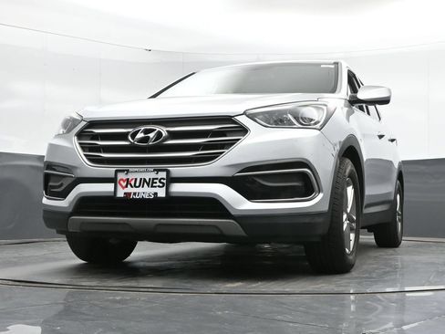 Used 2017 Hyundai Santa Fe Sport FWD image 43