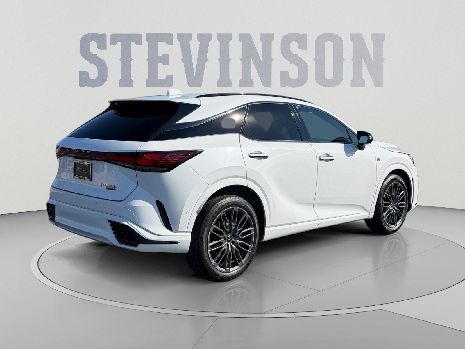 Used 2023 Lexus RX 500h F Sport w/ Accessory Package (Z1) AWD/4WD image 5