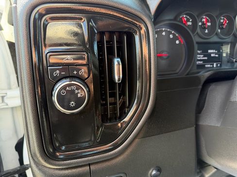 Used 2021 Chevrolet Silverado 1500 W/T image 28