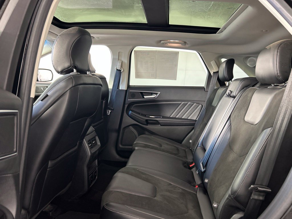 Used 2016 Ford Edge Sport w/ Equipment Group 401A AWD/4WD image 26