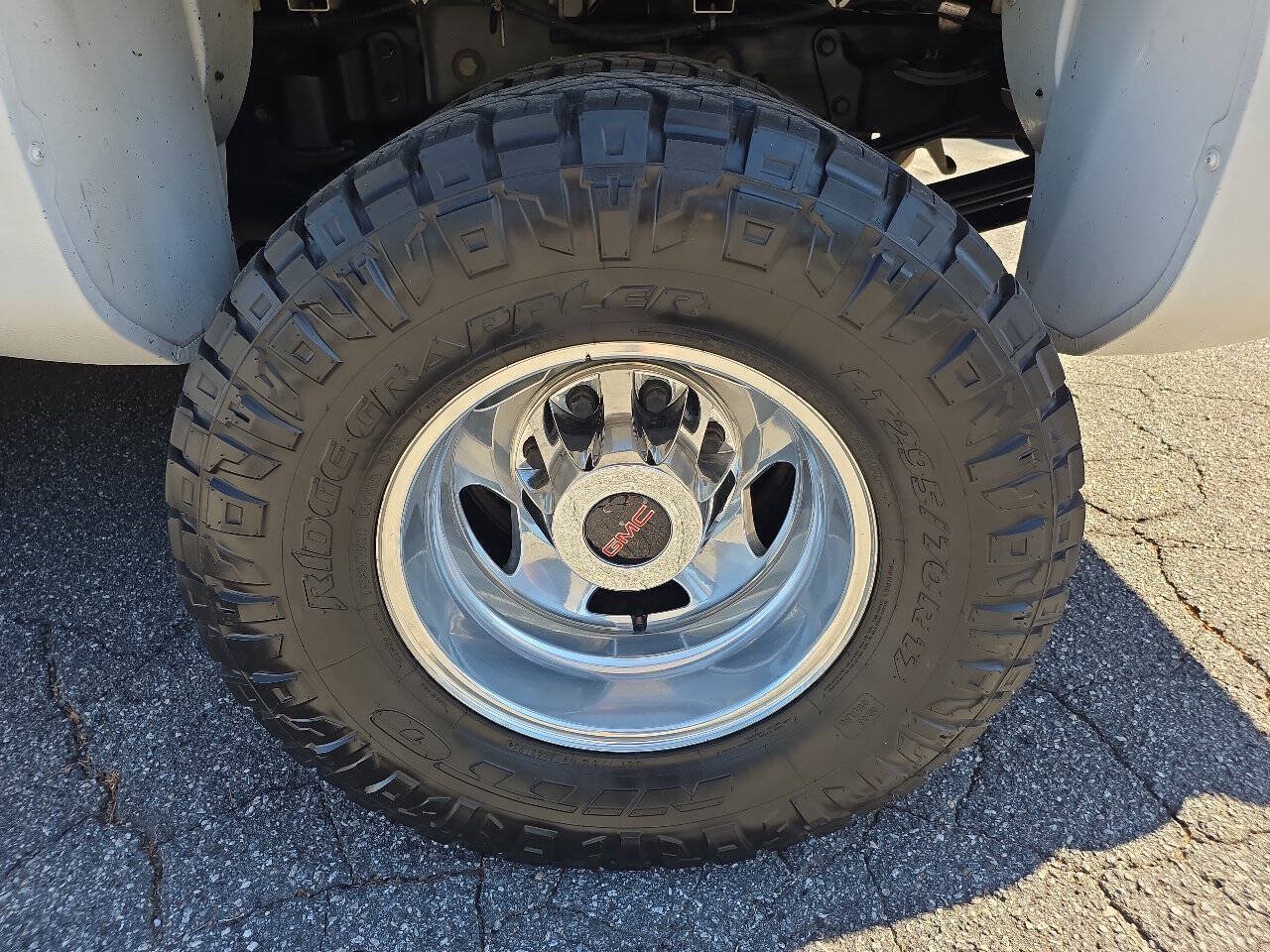 Used 2016 GMC Sierra 3500 Denali w/ Duramax Plus Package AWD/4WD image 32
