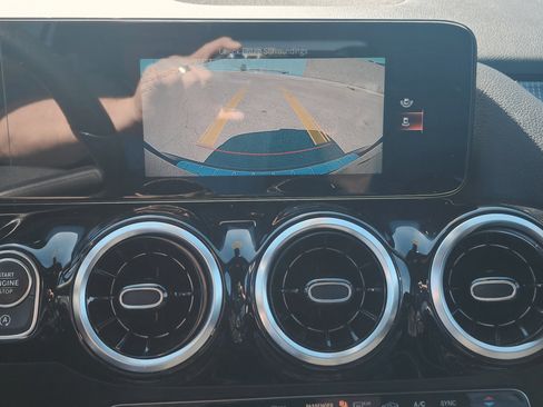 Used 2023 Mercedes-Benz GLA 250 image 4