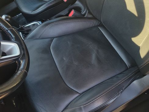 Used 2020 Jeep Compass Limited image 19