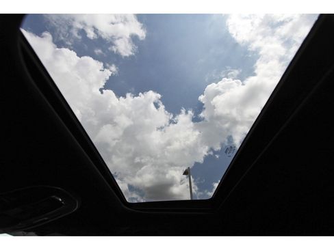 Used 2024 Jeep Grand Cherokee Altitude image 25