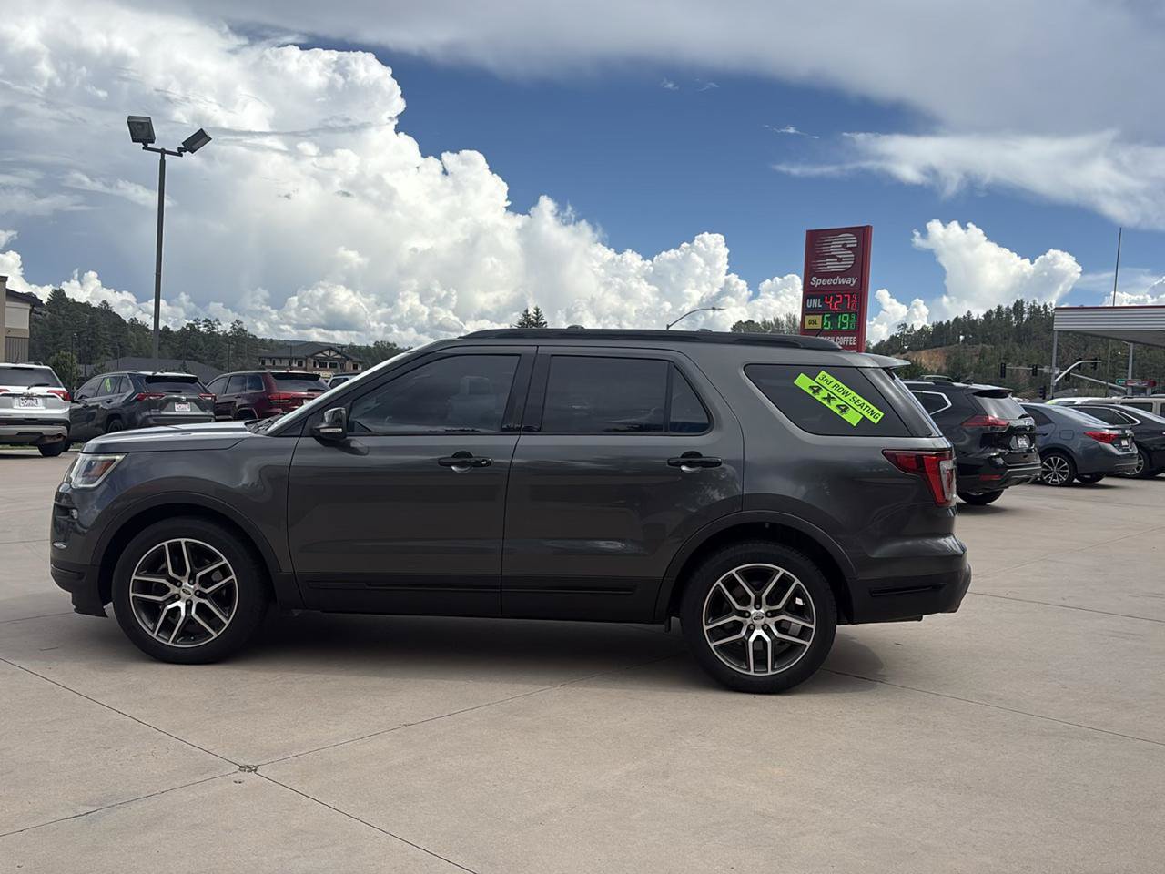 Used 2018 Ford Explorer Sport AWD/4WD image 4