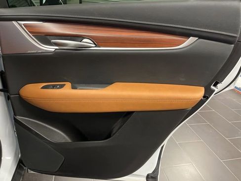 Certified 2024 Cadillac XT5 Premium Luxury w/ Technology Package image 14