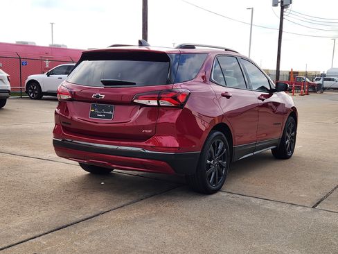 Used 2023 Chevrolet Equinox RS w/ RS Leather Package image 6