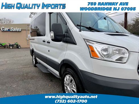 Used 2018 Ford Transit 150 XLT image 35