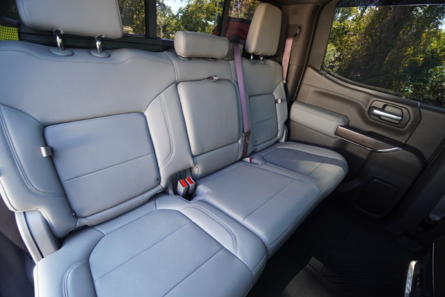 Used 2022 GMC Sierra 1500 SLT w/ SLT Premium Plus Package AWD/4WD image 28