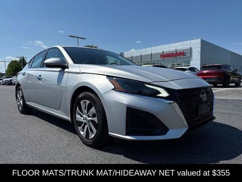 Certified 2023 Nissan Altima 2.5 S FWD image 3