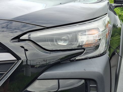 Certified 2023 Subaru Outback Limited AWD/4WD image 11
