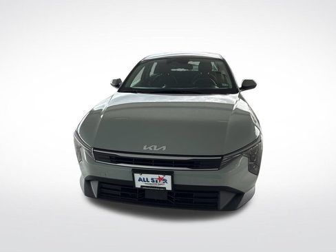 Used 2025 Kia K4 FWD image 2