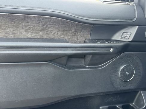 Used 2019 Ford Expedition Limited w/ Equipment Group 302A image 27