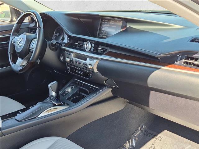 Used 2018 Lexus ES 350 w/ Navigation System Package FWD image 22
