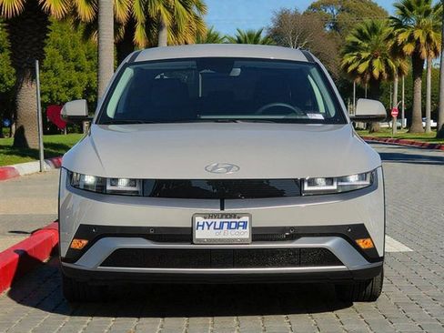 New 2026 Hyundai Ioniq 5 SEL image 3
