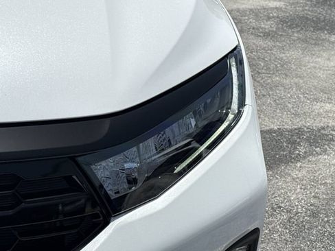 New 2026 Honda Odyssey Touring image 14