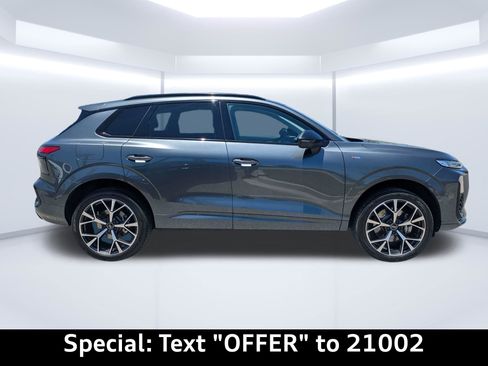 Certified 2026 Audi Q3 quattro 2.0T w/ 20" Wheel Package AWD/4WD image 2