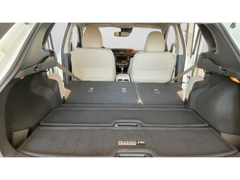 Used 2021 Nissan Rogue Sport SL w/ Premium Package FWD image 36