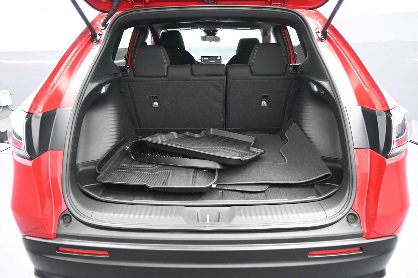 Certified 2026 Honda HR-V Sport image 21