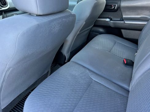 Certified 2023 Toyota Tacoma SR5 image 4