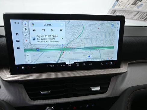 New 2026 Ford Explorer Active image 4