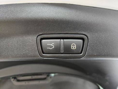 Used 2022 Alfa Romeo Stelvio Veloce image 51