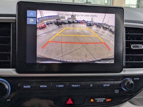 Certified 2023 Hyundai Venue SEL image 23