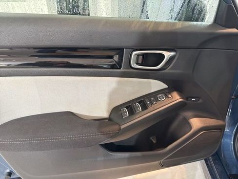 Used 2025 Honda Civic Sport image 23