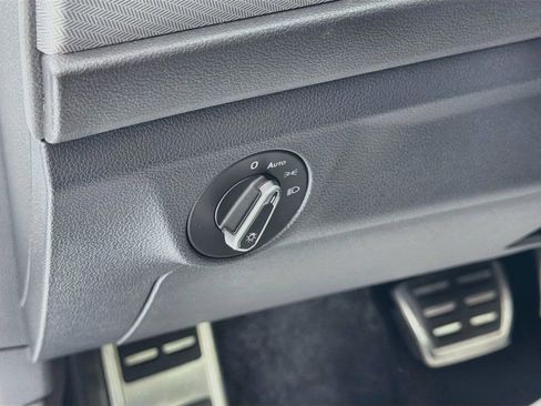 Certified 2023 Volkswagen Jetta Sport FWD image 10