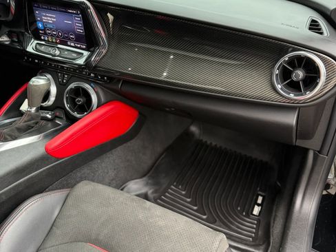 Used 2020 Chevrolet Camaro ZL1 RWD image 20