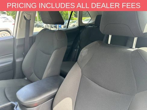 Used 2025 Toyota RAV4 LE AWD/4WD image 14