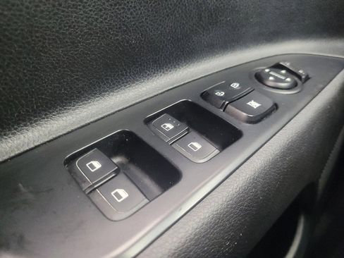 Used 2022 Kia Rio S image 27